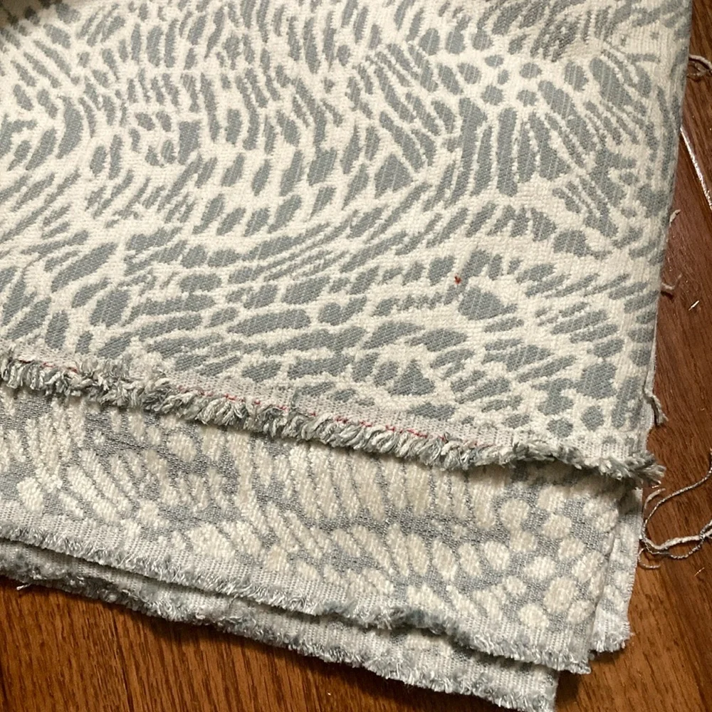 Cushion or Upholstery Fabric (1.5 yards) - Picture 2 of 4